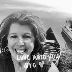 Meet your Posher, Carol